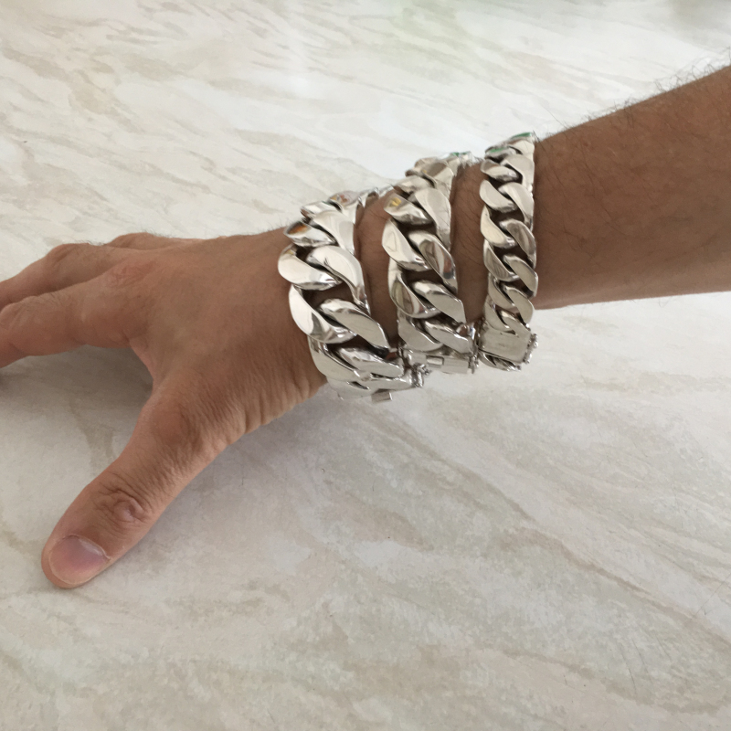 Silver curb link bracelet 15 -20 - 25mm - 8 inch. side by side4