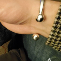 Todd from Michigan, USA, showing off his hammered ID Bangle.