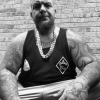 36 inch Curb Link Necklace worn by Dominic