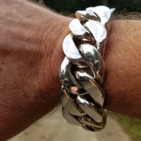 Customer from Norway wearing his 25MM Curb Bracelet