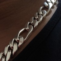15mm Figaro Chain