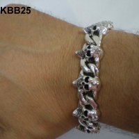 kbb25-skull-link-bracelet