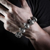 skull_bracelet_all_big-11